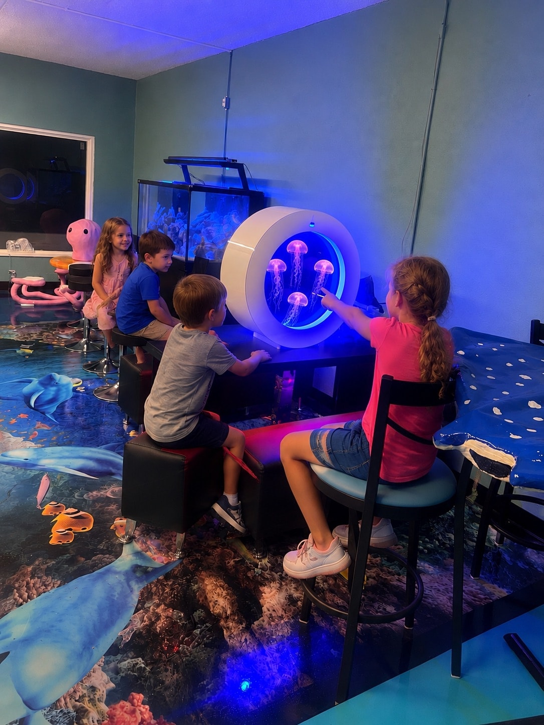 Kids birthday party at Sea King Ice Cream